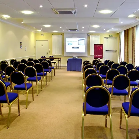 Mercure & Bien-etre מלון