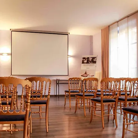 Mercure Nectaire - & Bien-etre Hotel 3*