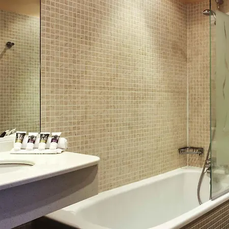 Mercure Nectaire - & Bien-etre Hotel 3*