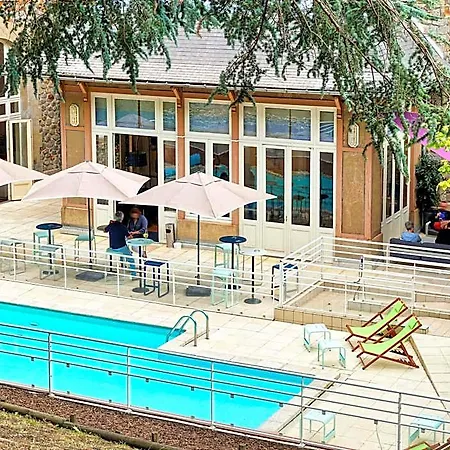 Mercure Nectaire - & Bien-etre 3*