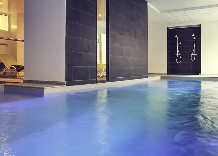 Отель Mercure & Bien-etre Сен-Нектер